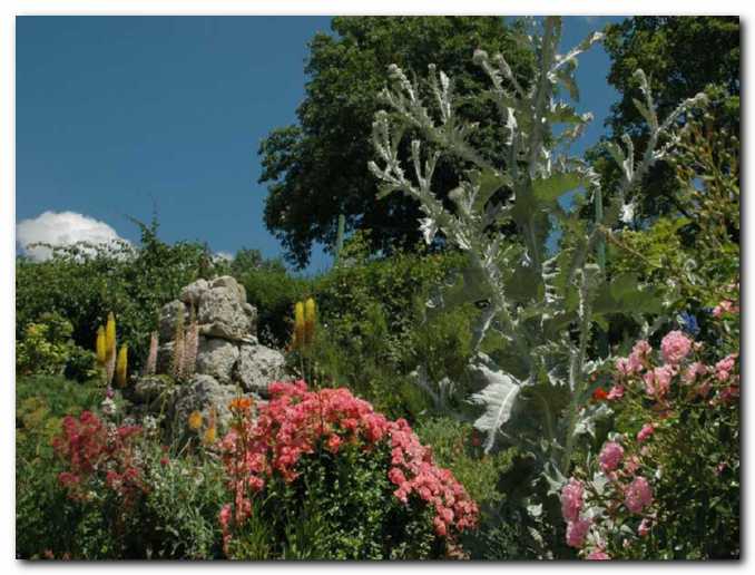 To je vrt, ki meji na nebo